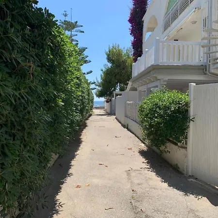 Casa Di Silvia Castiglione Marittimo