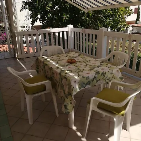 アパート Casa Di Silvia Castiglione Marittimo